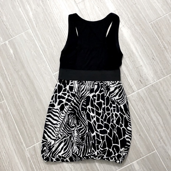 CRIMSON IVY PRINT TANK DRESS - Picture 2 of 3